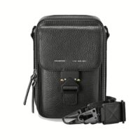 GRAMS(28) รุ่น 173 Vertical Sling (Pebbled Leather) - กระเป่า - สี Black