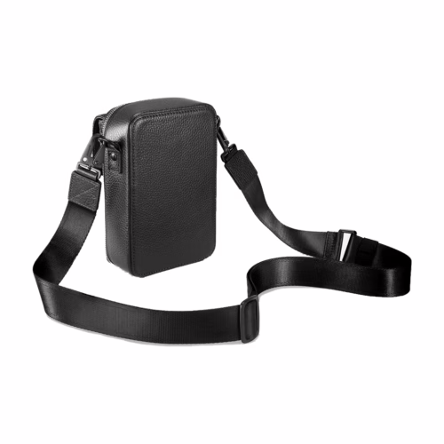 GRAMS(28) รุ่น 173 Vertical Sling (Pebbled Leather) - กระเป่า - สี Black