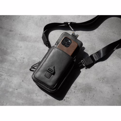 GRAMS(28) รุ่น 173 Vertical Sling (Pebbled Leather) - กระเป่า - สี Black