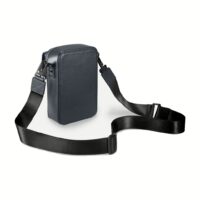 GRAMS(28) รุ่น 173 Vertical Sling (Pebbled Leather) - กระเป่า - สี Navy Blue
