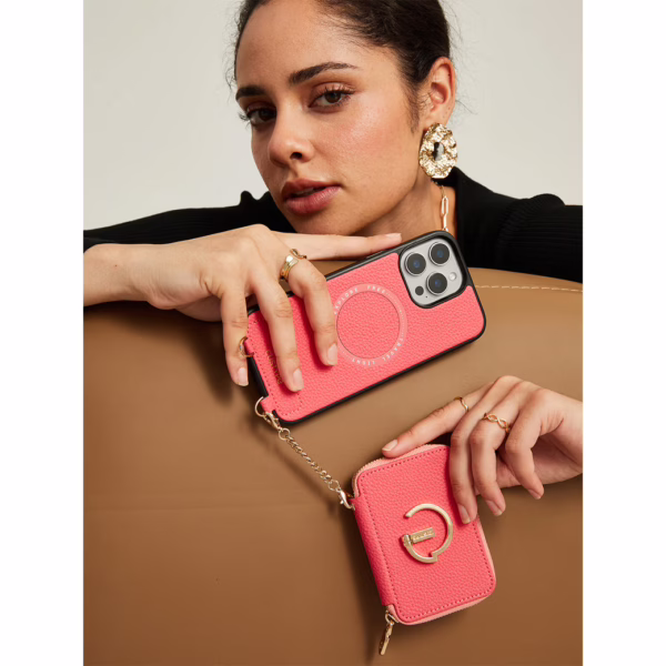 Custype รุ่น Original Design Case - Bundle Set - เคส iPhone 16 Pro Max - สี Peach Pink (พร้อมกระเป๋าติดหลังมือถือและสาย)