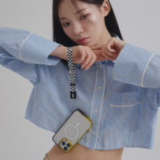 Ples รุ่น Hand Strap - สายคล้อง - สี Checker Black
