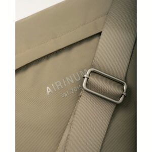 Airinum รุ่น Messenger Bag - กระเป๋าใส่ Laptop 14" - สี Sand Beige
