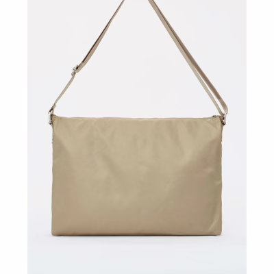 Airinum รุ่น Messenger Bag - กระเป๋าใส่ Laptop 14" - สี Sand Beige