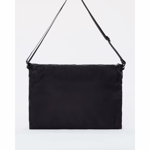Airinum รุ่น Messenger Bag - กระเป๋าใส่ Laptop 14" - สี Strom Black