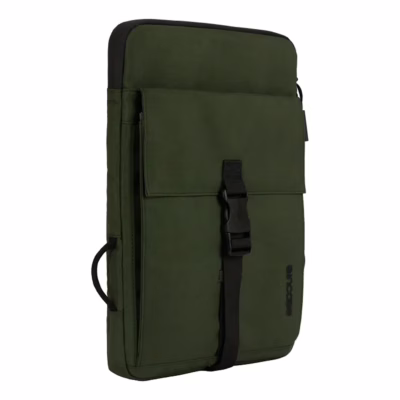 Incase รุ่น Transfer Sleeve - กระเป๋าโน๊ตบุ๊ค Macbook Air 13" (M2-M3) / Macbook Pro 13" (M1-M2) - สี Highland Green