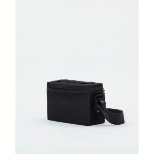Airinum รุ่น Crossbody Bag 2L - กระเป๋า - สี Storm Black