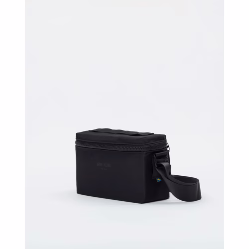 Airinum รุ่น Crossbody Bag 2L - กระเป๋า - สี Storm Black