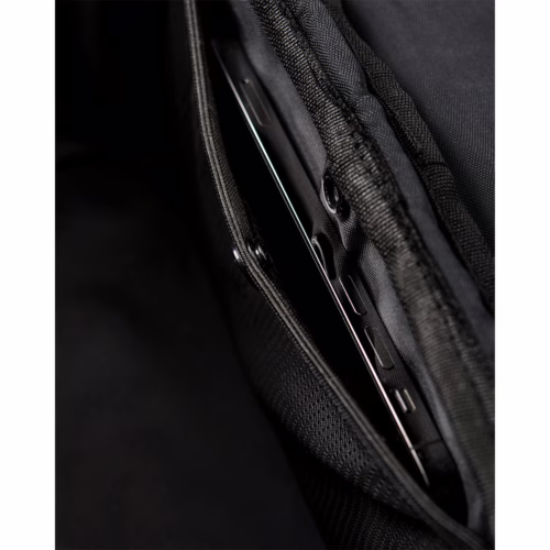 Airinum รุ่น Crossbody Bag 2L - กระเป๋า - สี Storm Black