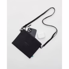 Airinum รุ่น Shoulder Bag - กระเป๋า - สี Storm Black