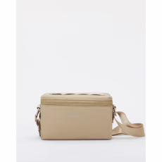 Airinum รุ่น Crossbody Bag 2L - กระเป๋า - สี Sand Beige