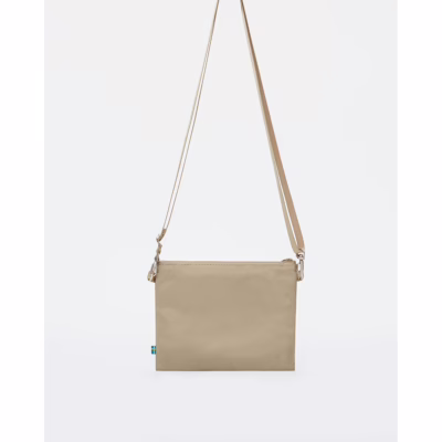 Airinum รุ่น Shoulder Bag - กระเป๋า - สี Sand Beige
