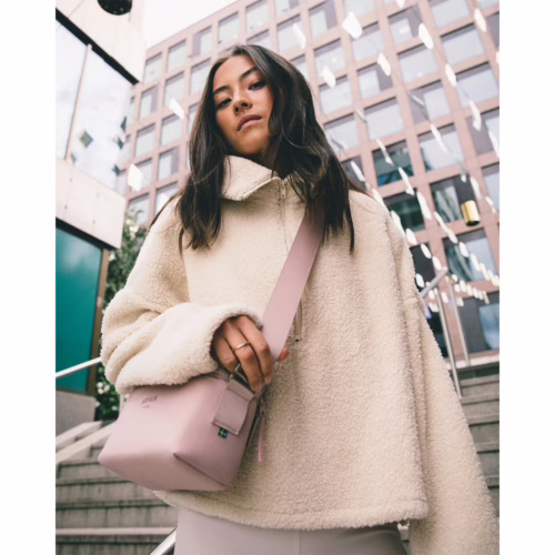 Airinum รุ่น Crossbody Bag 2L - กระเป๋า - สี Dusty Pink