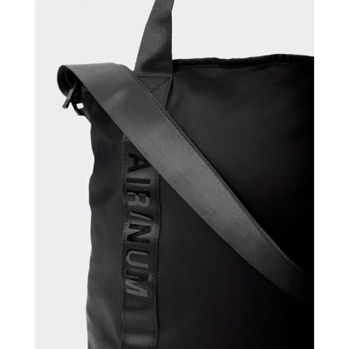 Airinum รุ่น Tote Bag Pro 25L - กระเป๋าใส่ Laptop 16" - สี Storm Black - Image 3