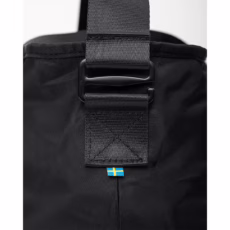 Airinum รุ่น Tote Bag Pro 25L - กระเป๋าใส่ Laptop 16" - สี Storm Black