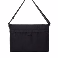 Airinum รุ่น Messenger Bag - กระเป๋าใส่ Laptop 14" - สี Strom Black