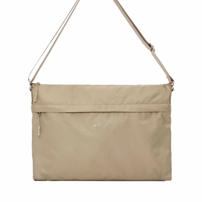 Airinum รุ่น Messenger Bag - กระเป๋าใส่ Laptop 14" - สี Sand Beige