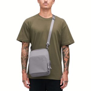 Incase รุ่น A.R.C. Crossbody Bag- กระเป๋าคาด - สี Gray