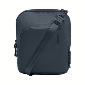 Incase รุ่น A.R.C. Crossbody Bag- กระเป๋าคาด - สี Navy