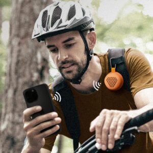Momax รุ่น 1-Vibe Go (Rugged) - ลำโพง Magnetic - สี Titanium