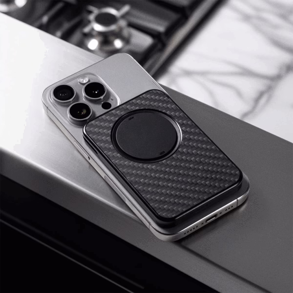 ohsnap! รุ่น Snap Grip Wallet - ที่เก็บบัตรติดหลังมือถือ - สี Carbon Fiber