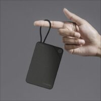 Momax รุ่น 1-Power X (10000mAh) - แบตเตอร์รี่สำรองพร้อมสาย USB-C ในตัว - สี Yellow