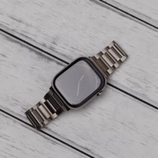 Sandmarc รุ่น Titanium (Grade 2) - สายนาฬิกา Apple Watch 42/45/46mm - สี Natural - Image 4