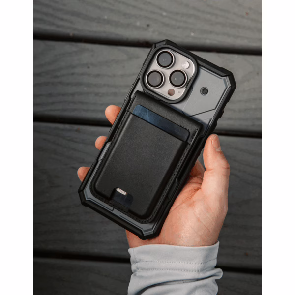 UAG รุ่น Metropolis Wallet - ที่เก็บบัตรติดหลังมือถือ - สี Black