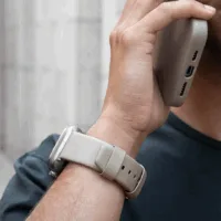 Sandmarc รุ่น Leather - สายนาฬิกา Apple Watch 44/45/46/49mm - สี Sand (Silver Hardware)
