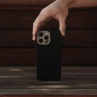 Sandmarc รุ่น Pro Case - เคส iPhone 16 Pro - สี Black