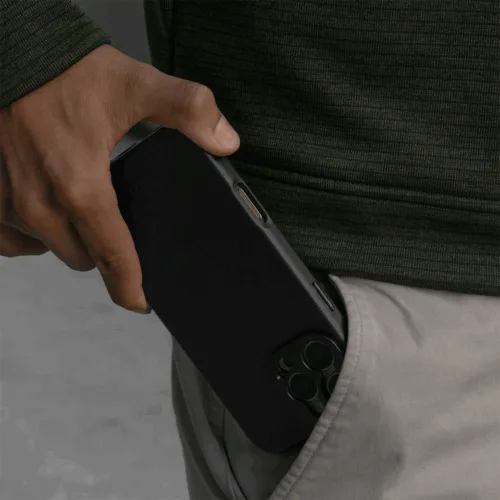Sandmarc รุ่น Pro Leather Case - เคส iPhone 16 Pro Max - สี Black
