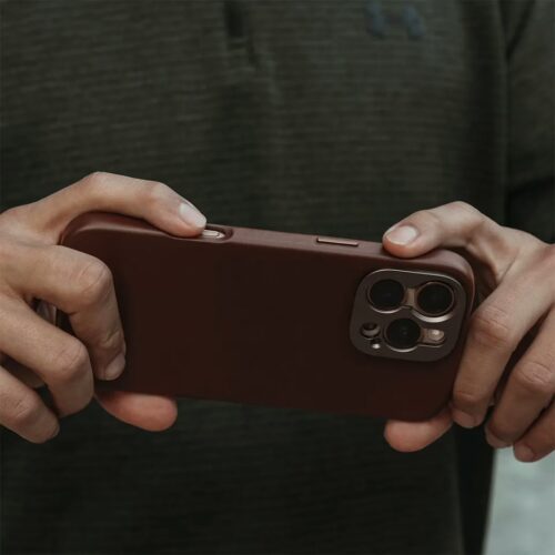 Sandmarc รุ่น Pro Leather Case - เคส iPhone 16 Pro Max - สี Brown - Image 2