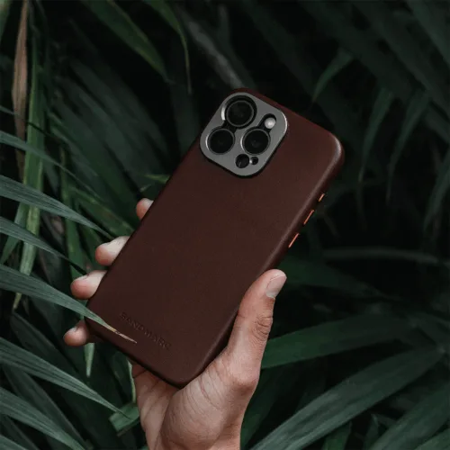 Sandmarc รุ่น Pro Leather Case - เคส iPhone 16 Pro Max - สี Brown