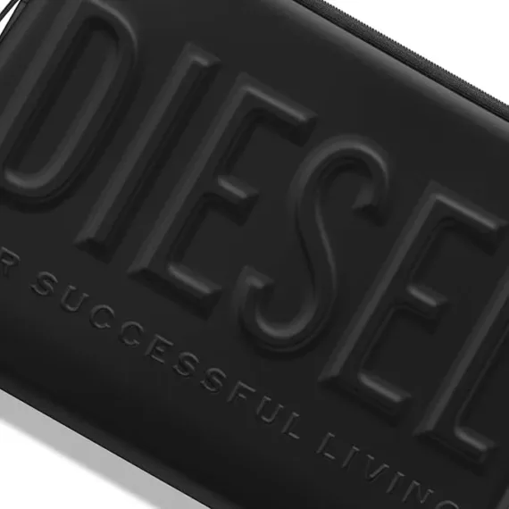 Diesel รุ่น 3D Biscotto Laptop Sleeve - ซองโน๊ตบุ๊ค ซองใส่แล็ปท็อป Laptop 16" - สี Black - Image 2