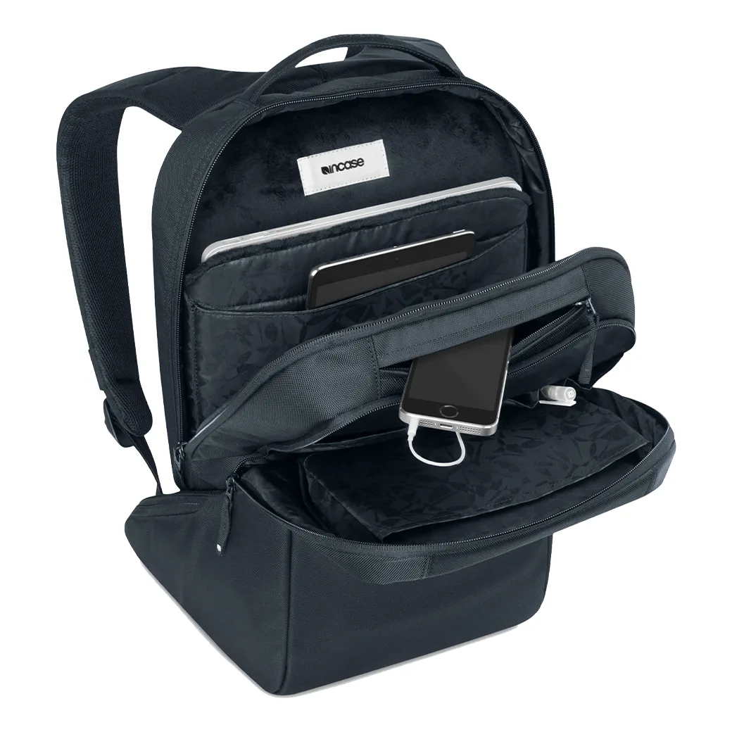 Incase รุ่น ICON Slim Backpack - กระเป๋าเป้สะพายหลัง - สี Navy 4 Incase รุ่น ICON Slim Backpack - กระเป๋าเป้สะพายหลัง - สี Navy - Image 4