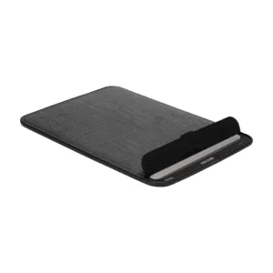 Incase รุ่น ICON Sleeve with Woolenex Thunderbolt (USB-C) - ซองใส่แล็ปท็อป MacBookPro 15″ - สี Asphalt