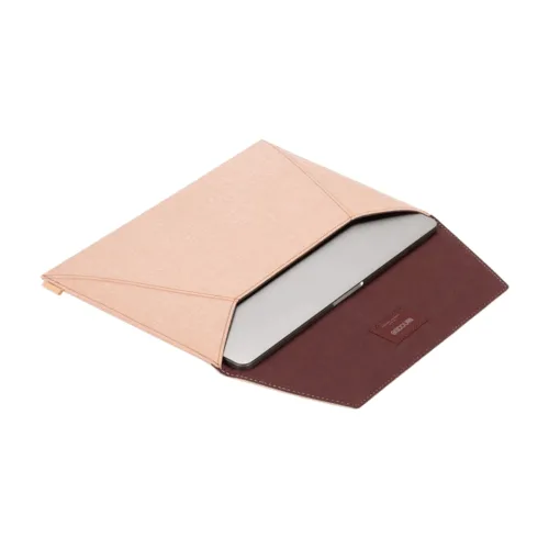 Incase รุ่น Envelope Sleeve in Woolenex Thunderbolt 3 (USB-C) - ซองใส่แล็ปท็อป MacBookPro 13″ (2016-2019,M1,M2) - สี Blush Pink - Image 7