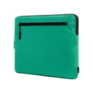 Incase รุ่น Compact Sleeve in Flight Nylon Thunderbolt (USB-C) - ซองใส่แล็ปท็อป MacBook Pro 15"/ MacBook Pro 16" (M1-M4, 2016-2024) - สี Ocean Jade