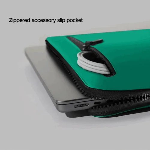 Incase รุ่น Compact Sleeve in Flight Nylon Thunderbolt (USB-C) - ซองใส่แล็ปท็อป MacBook Pro 15"/ MacBook Pro 16" (M1-M4, 2016-2024) - สี Ocean Jade - Image 8
