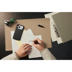 Pitaka รุ่น Aramid UltraGuard Case - เคส iPhone 17 Pro Max - สี Black/Grey 21 Pitaka รุ่น Aramid UltraGuard Case - เคส iPhone 17 Pro Max - สี Black/Grey