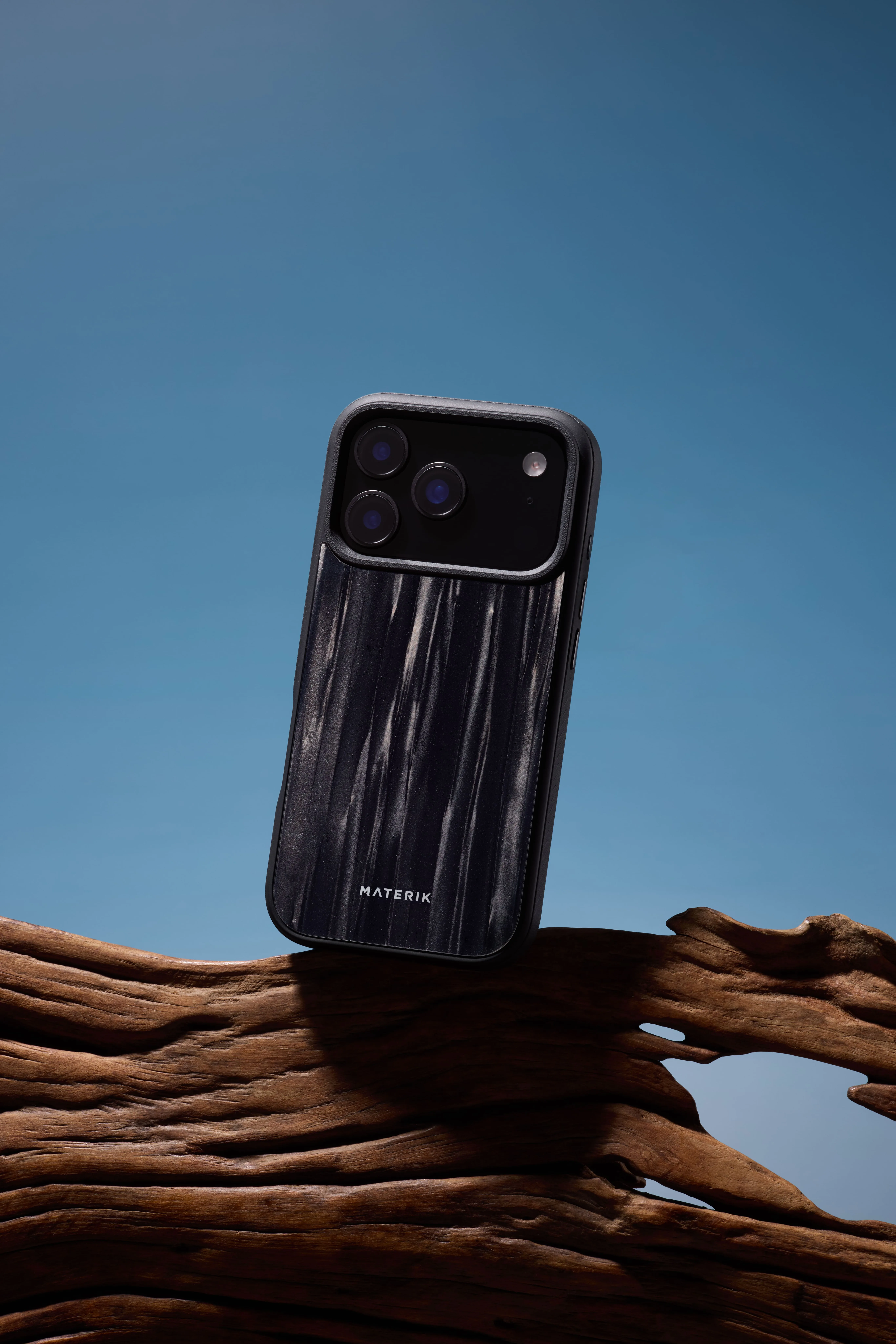 Materik รุ่น Luxury & Personalized - เคส iPhone 17 Pro - สี Black Ocean 4 Materik รุ่น Luxury & Personalized - เคส iPhone 17 Pro - สี Black Ocean - Image 4