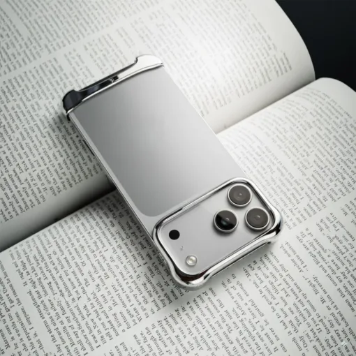 Arc รุ่น Pulse Aluminum - เคส iPhone 17 Pro Max - สี Polished Silver - Image 5