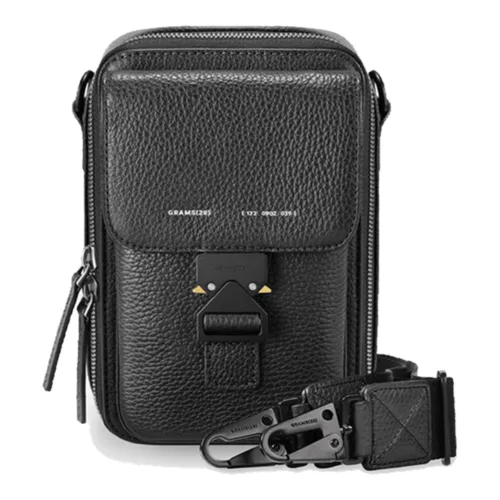 GRAMS(28) รุ่น 173 Vertical Sling - กระเป๋า - Black Pebbled