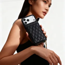 Custype รุ่น Argyle Case with Chain Strap - เคส iPhone 17 Pro - สี Black