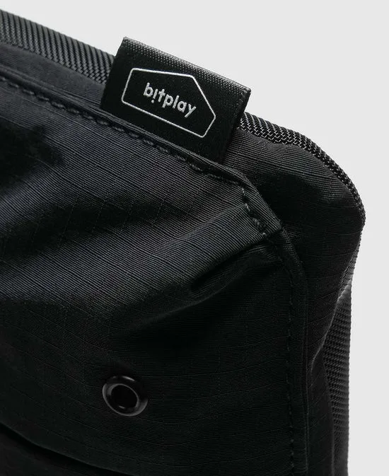 Bitplay รุ่น Essential Phone Pouch - กระเป๋าใส่มือถือ - สี Black 6 Bitplay รุ่น Essential Phone Pouch - กระเป๋าใส่มือถือ - สี Black - Image 6