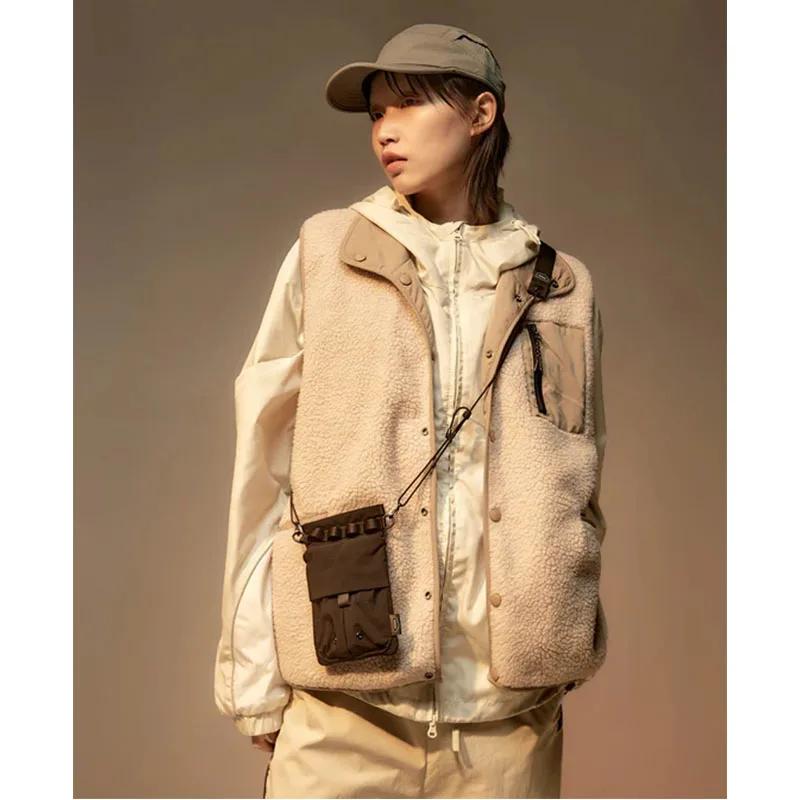 Bitplay รุ่น Essential Phone Pouch - กระเป๋าใส่มือถือ - สี Black 8 Bitplay รุ่น Essential Phone Pouch - กระเป๋าใส่มือถือ - สี Black - Image 8