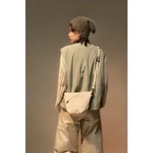 Bitplay รุ่น Essential Snapper Sling (2.5L) - กระเป๋าสะพายข้าง - สี Beige