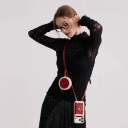 Custype รุ่น Bloom Stitching Case - เคส iPhone 17 Pro Max - สี Red