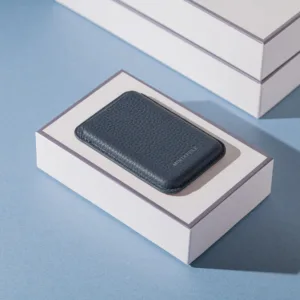 MINTAPPLE. รุ่น Top Grain Leather MagSafe Wallet - ที่เก็บบัตรติดหลังมือถือ - สี Bluette