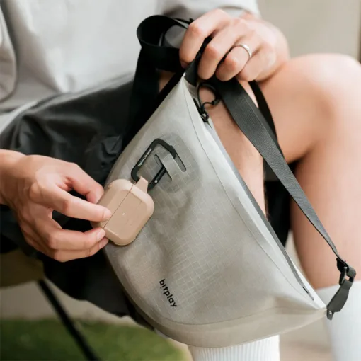Bitplay รุ่น AquaSeal Shoulder Bag - กระเป๋าสะพายไหล่ - สี Sand - Image 7